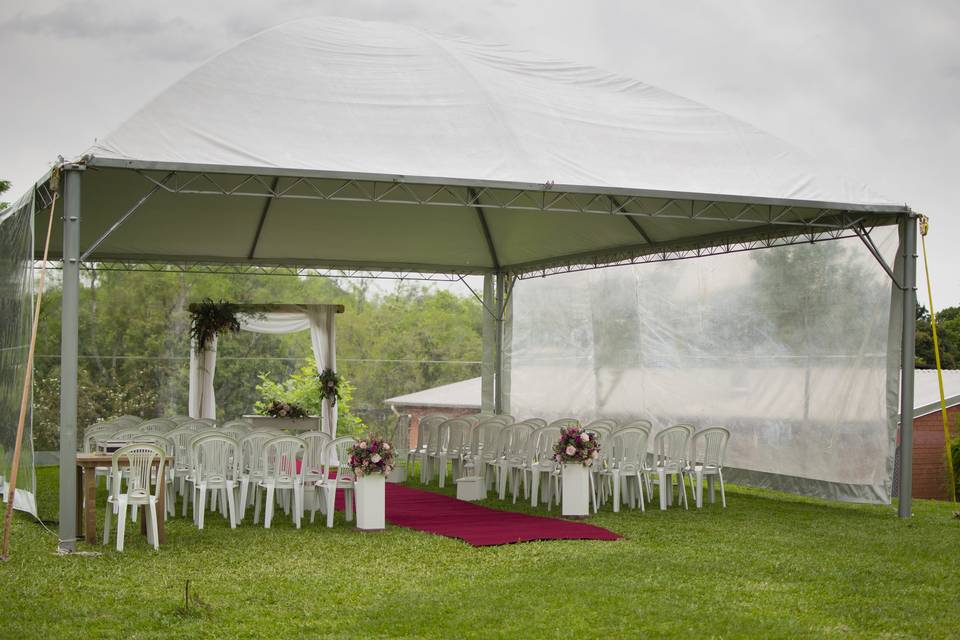 Casamento com tenda