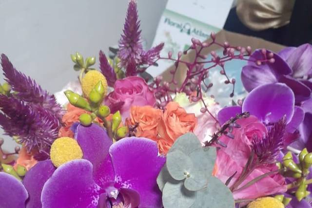 Buquets com flores exóticas