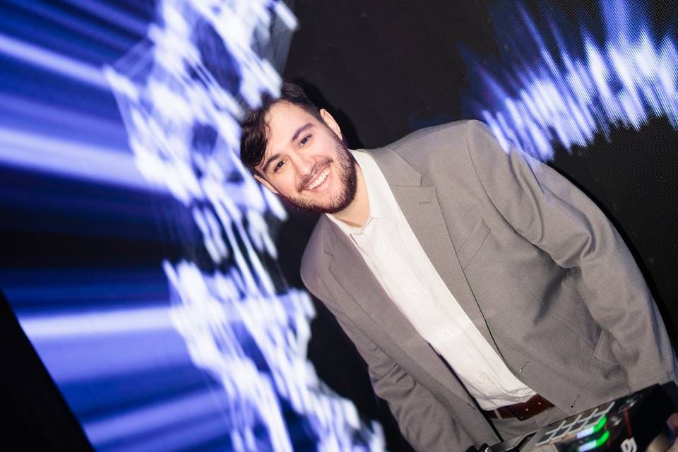 DJ IKE