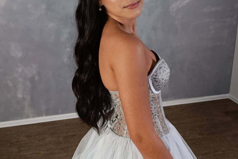 Debutante