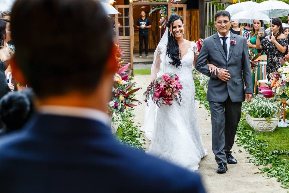 Entrada da Noiva no Casamento