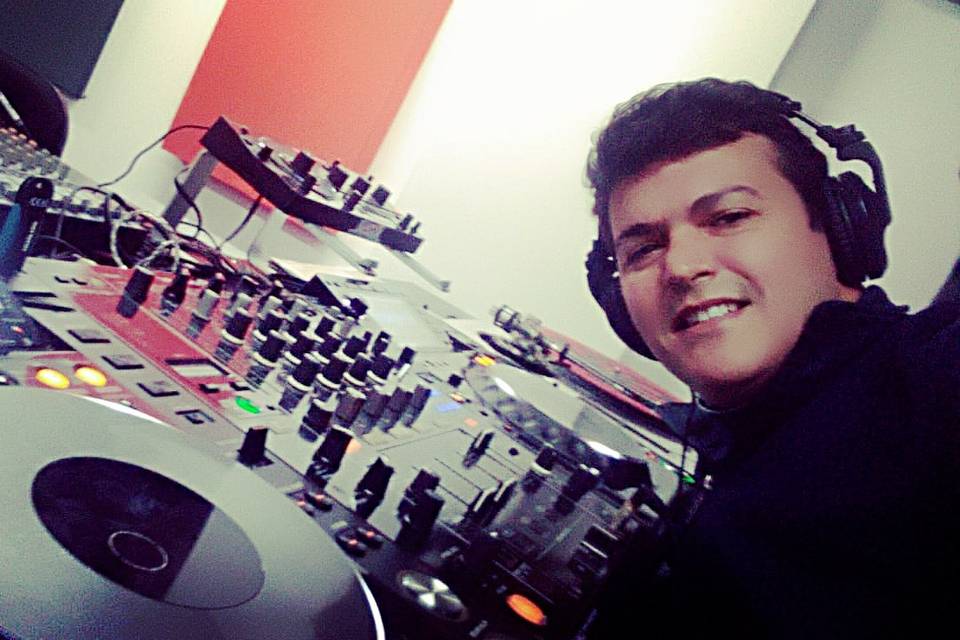 Mixando no estúdio