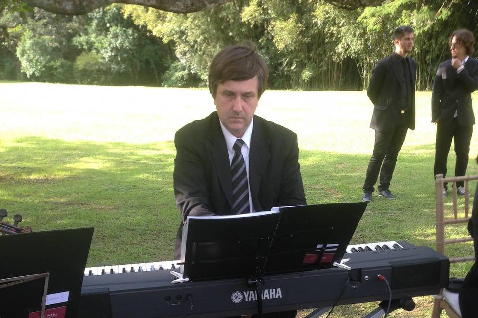 Piano Digital ao Ar Livre