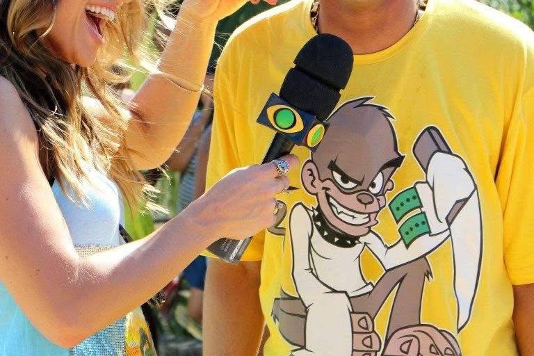 Sabrina Sato e Mc Tarapi