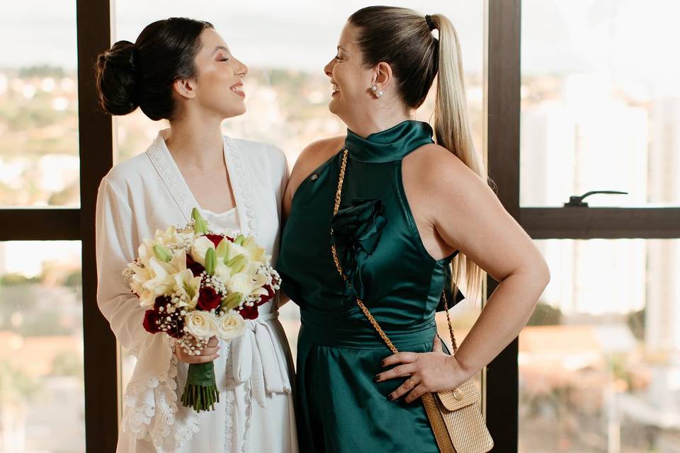 Thalita Lutti com a noiva