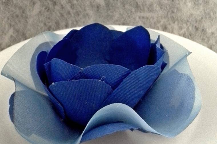 Forminha flores azuis
