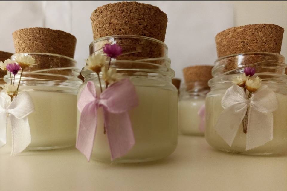 Mini velas aromática com flor