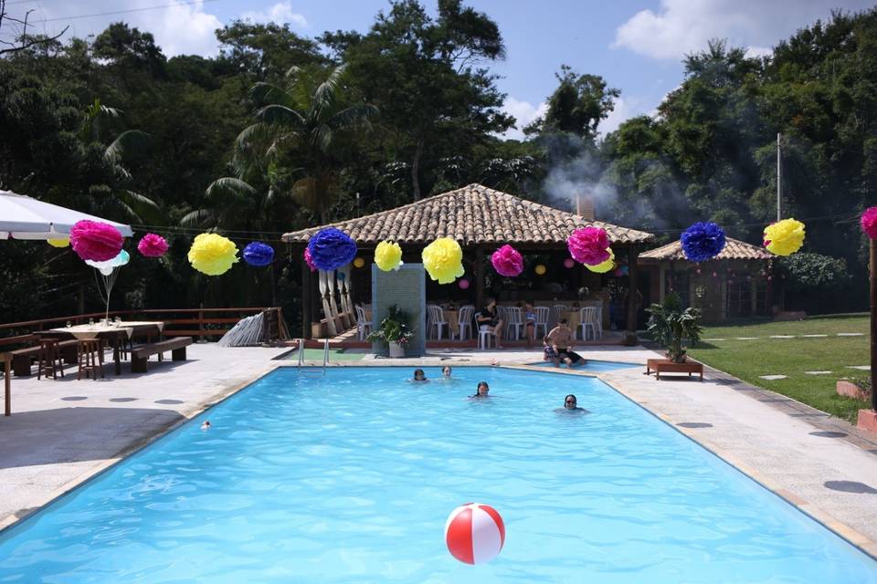 Piscina infantil e adulto