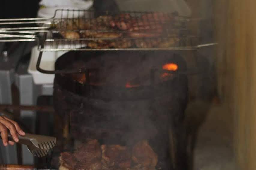 Carnes assando