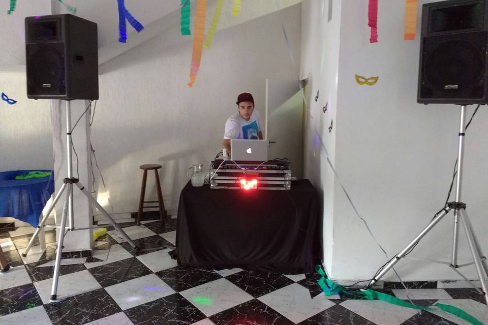 DJ Daniel Gonçalves