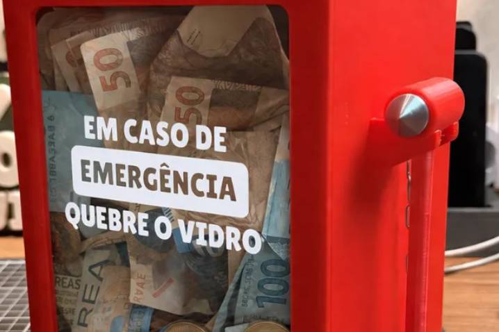 Caixa para dinheiro gravata