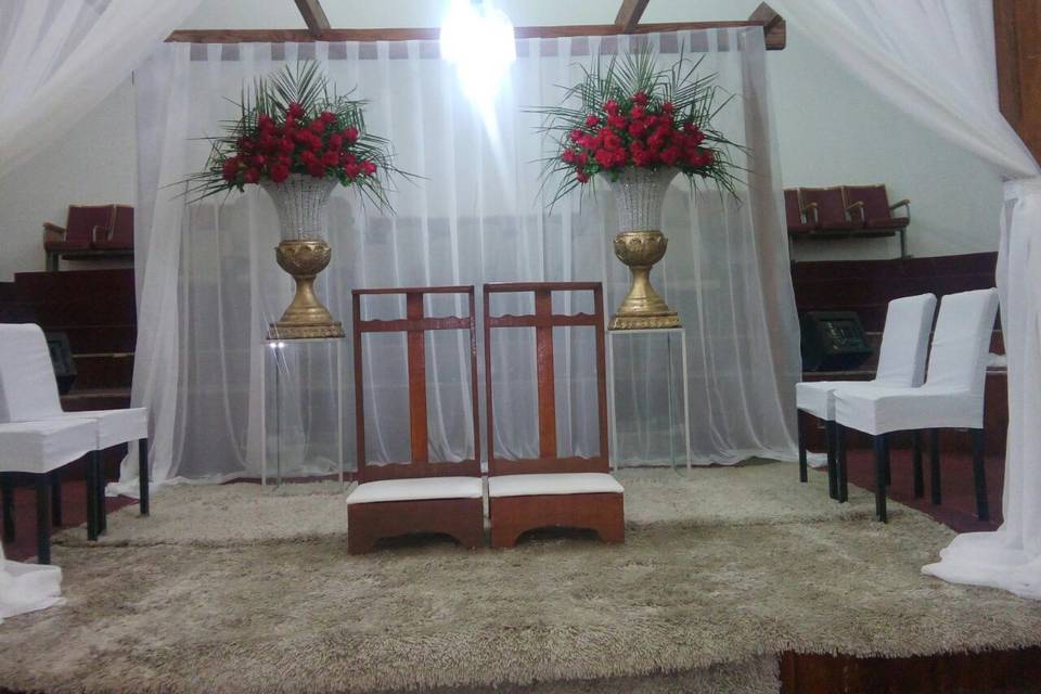 Altar com pergolato rústico