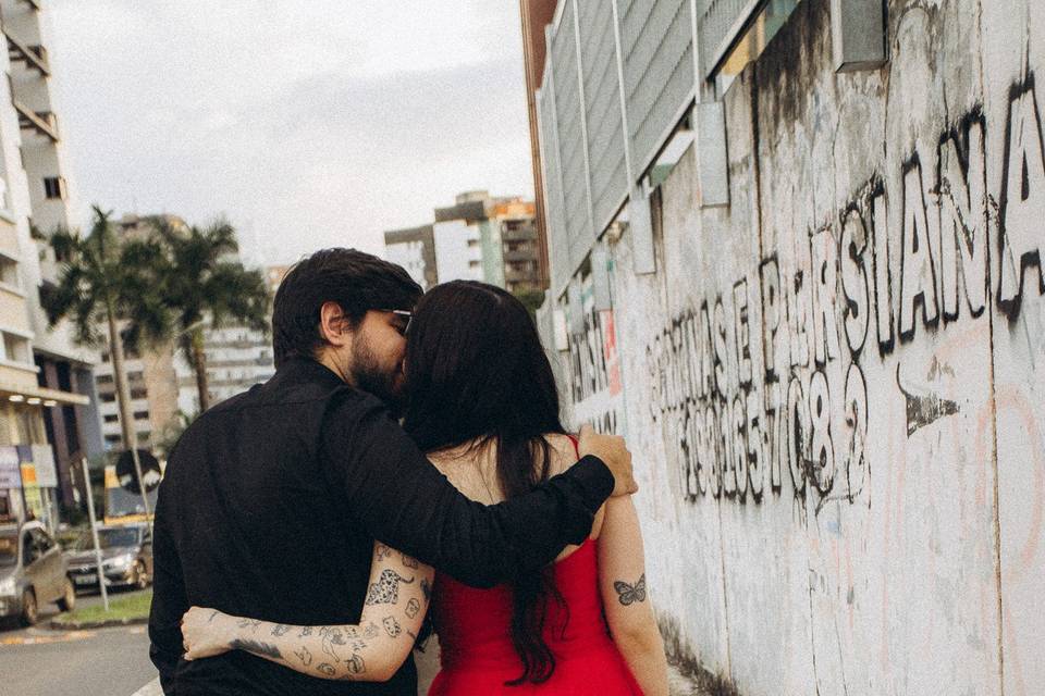 R & A prévia romântica