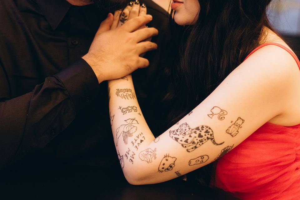 R & A prévia romântica