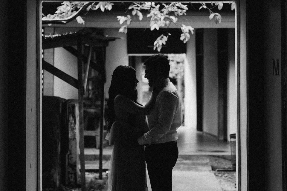 R & A prévia romântica