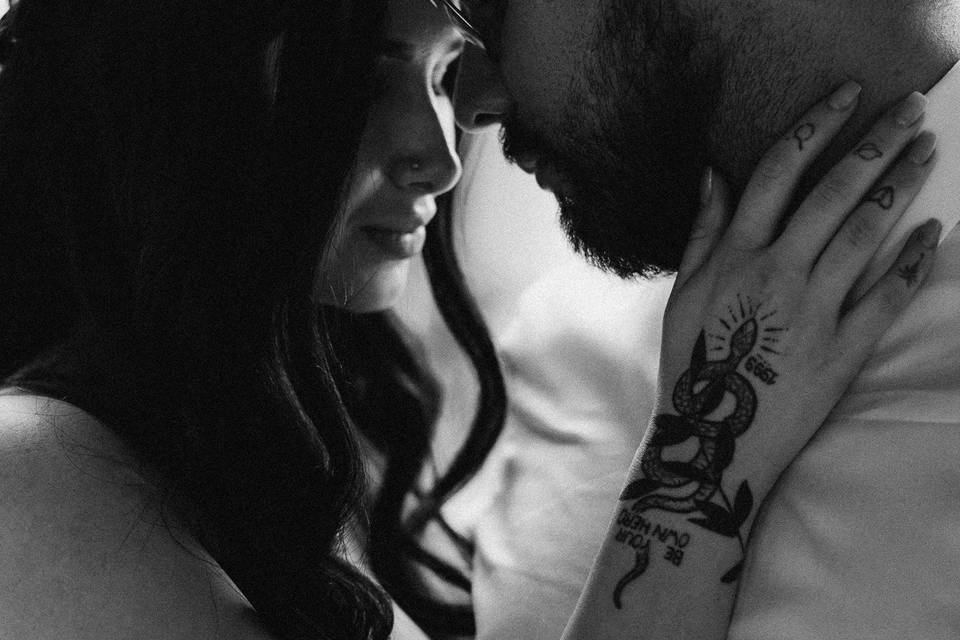 R & A prévia romântica