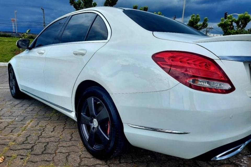 Mercedes C-180 2015