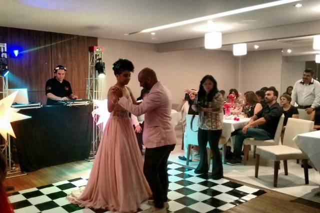 Debutante