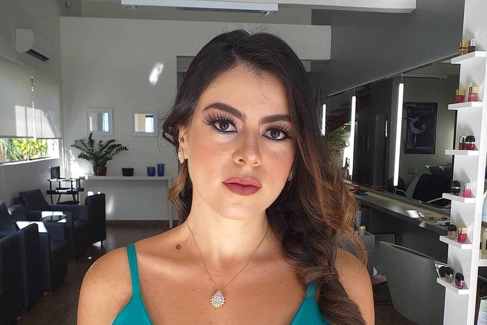 Gabriela Sasso Makeup