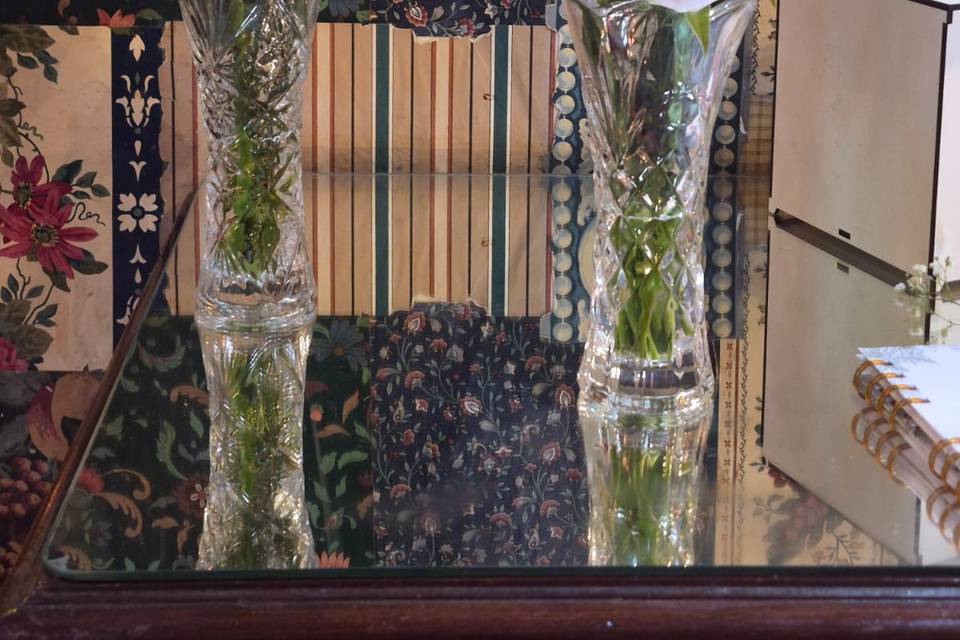 Vasos com rosas