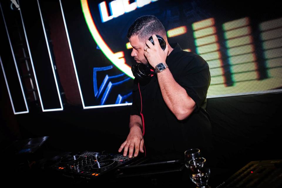 DJ Lucas Rodrigues