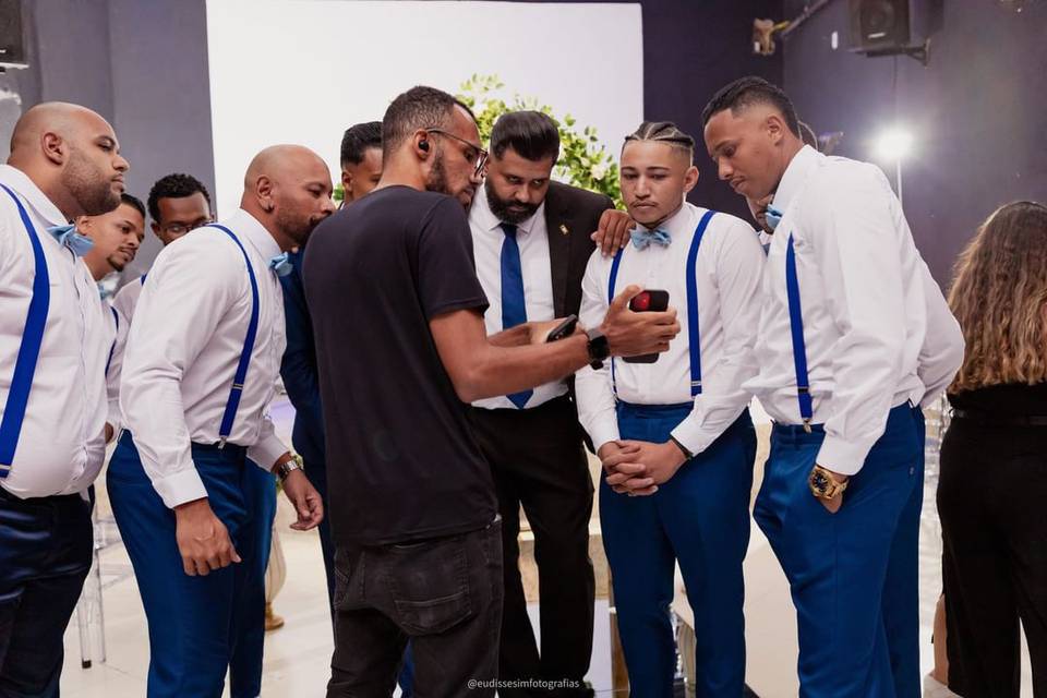Padrinhos e noivo