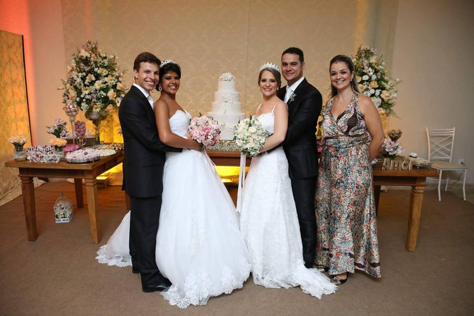 Caroline e Caio. Camila e Jeff