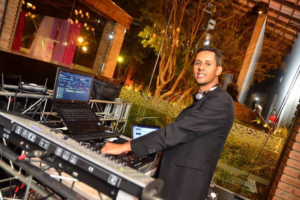 Dj Clerio BH, Música, Casamentos, Eventos corporativos