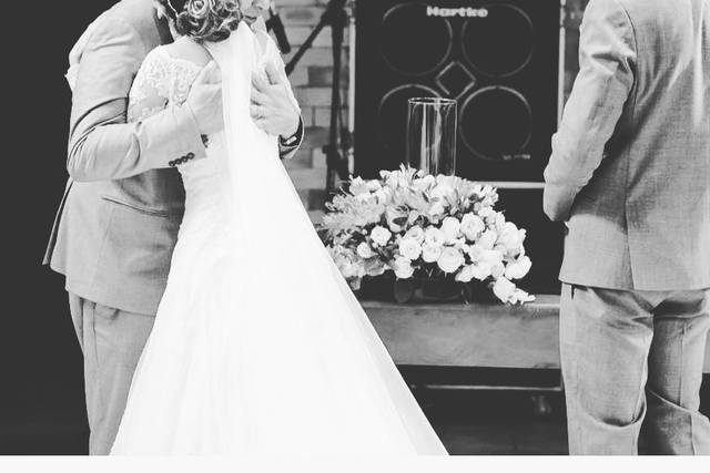 Celebrante no Villa Bisutti