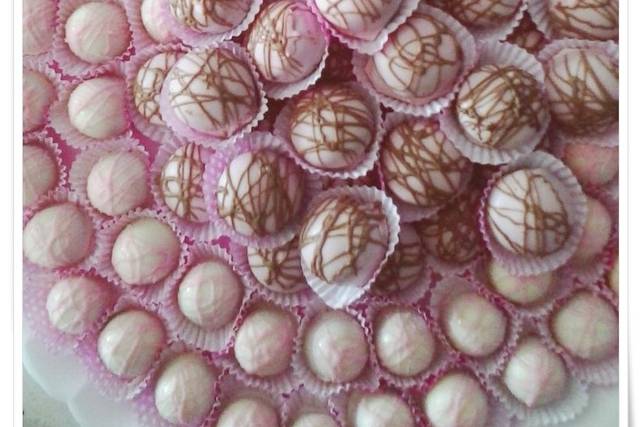 Doces e beijinhos especiais