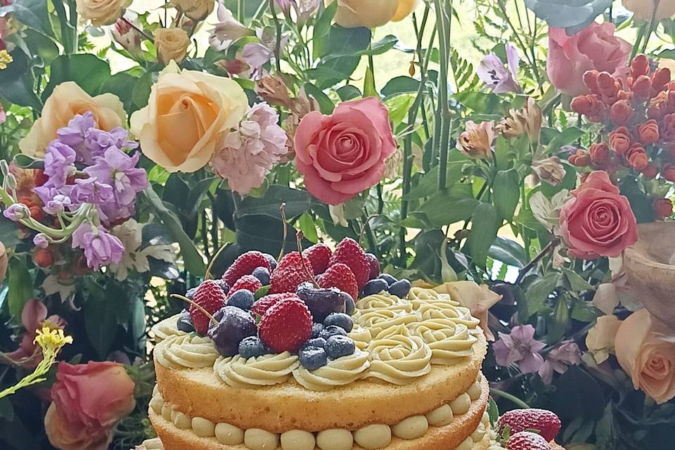Naked Cake Ariane e Felipe