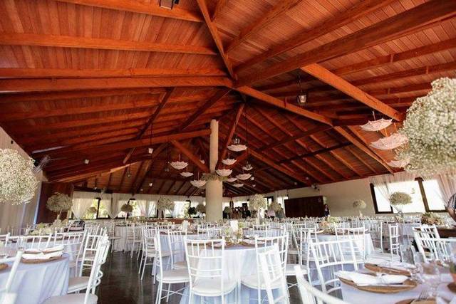 Decoração para casamento ao ar livre: como tornar um belo cenário natural  ainda mais deslumbrante - Villa dei Nonni