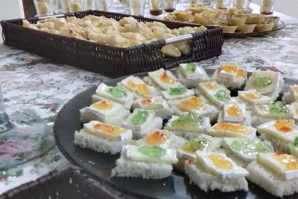 Anivers. Finger food e jantar