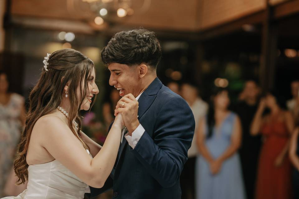 Dança dos noivos
