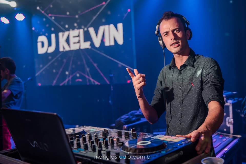 DJ Kelvin Manso
