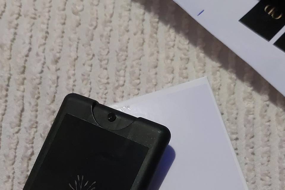 Card spray (perfume ambiente)