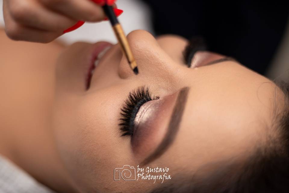 Flávia Sapelini Beauty Studio