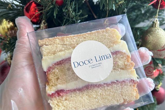 Slice cake ninho com morango