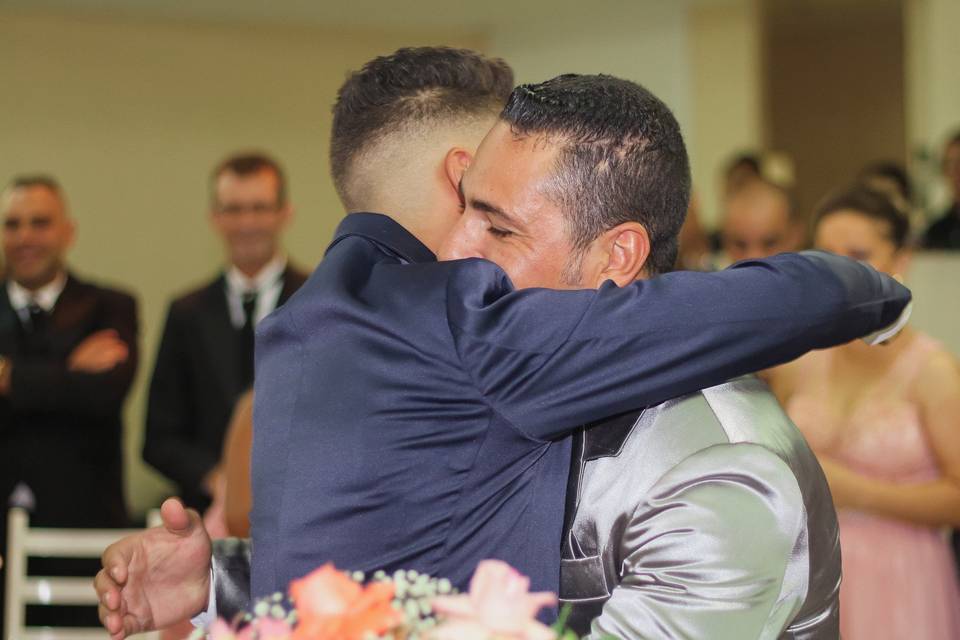 Aquele abraço, pai e filho