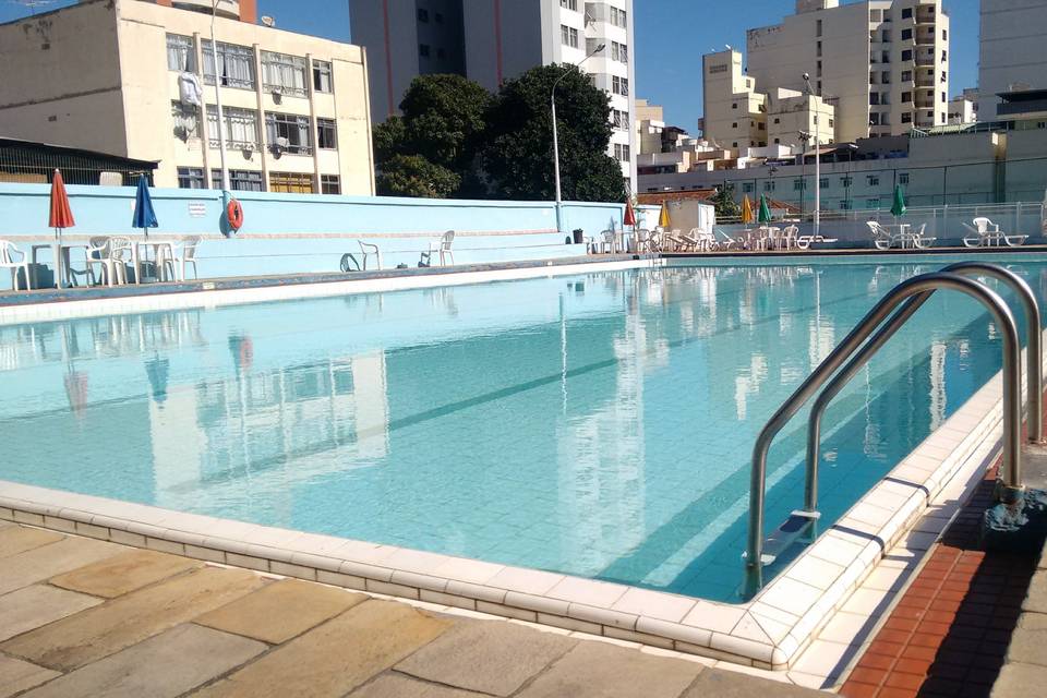 Área Piscina