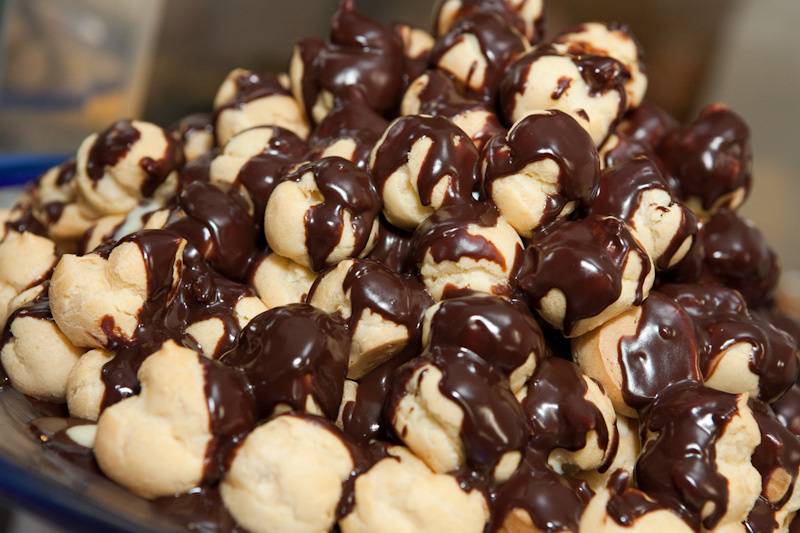 Profiteroles