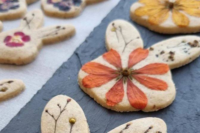 Biscoitos Artesanais com Flores