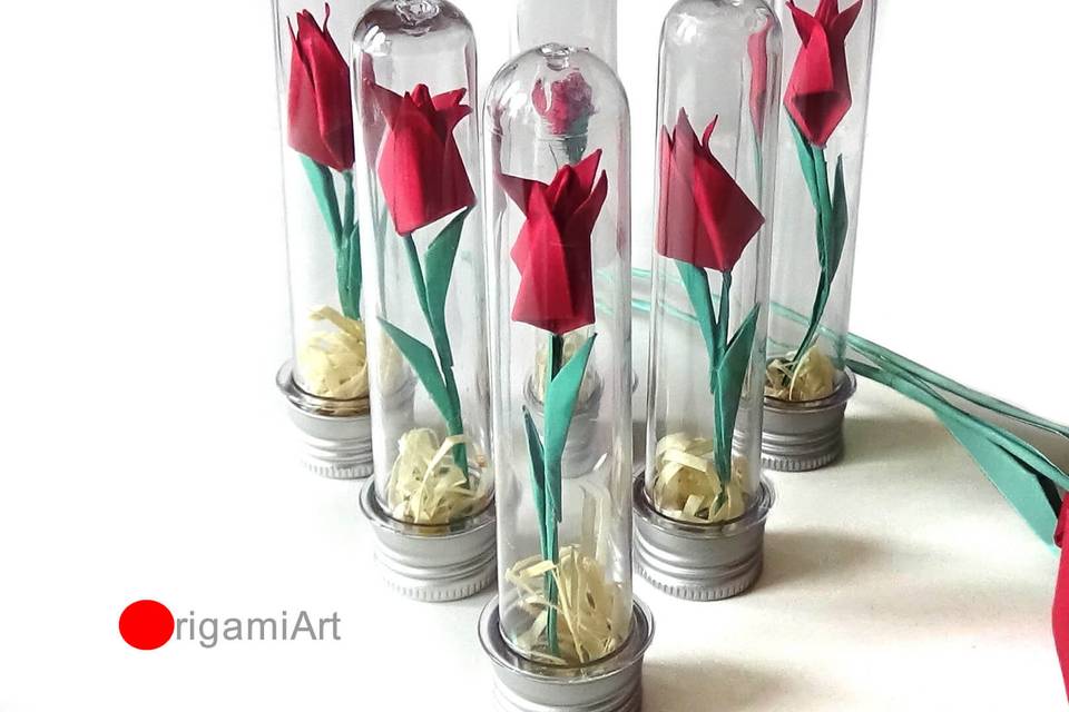 Lembrança - tubetes de tulipa
