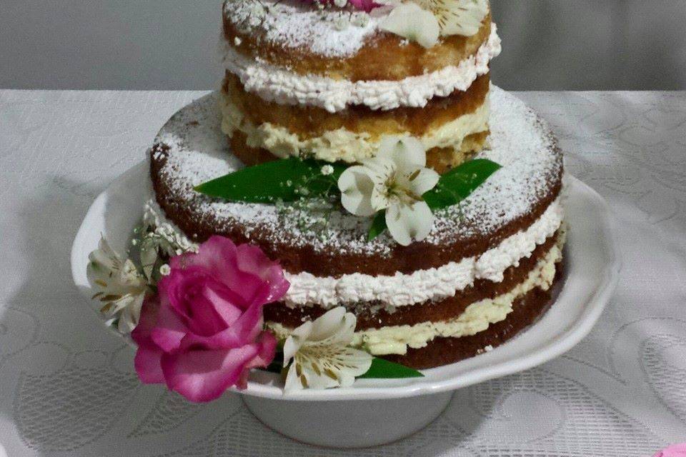 Naked cake