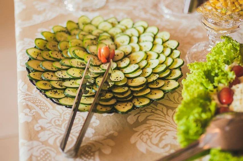 Salada de pepinos orgânicos