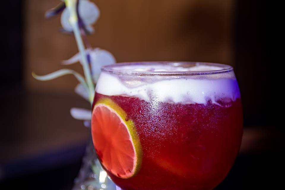Drinks autorais e clássicos
