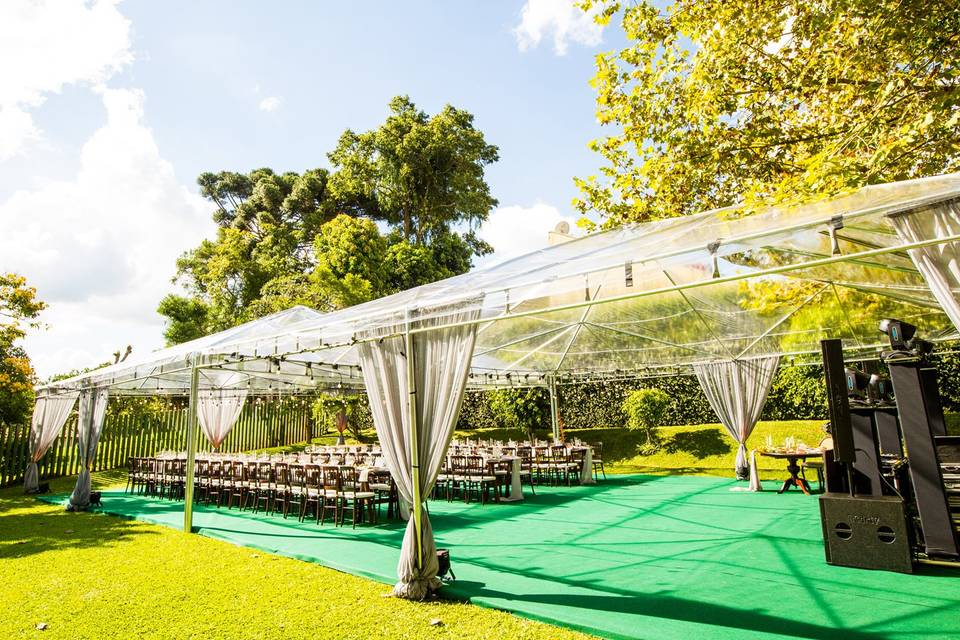 Recepção e Festa no Gramado