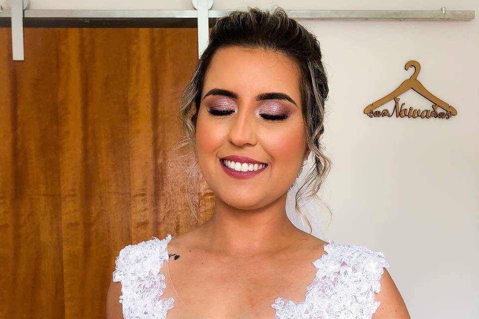 Rebeca Moraes Makeup