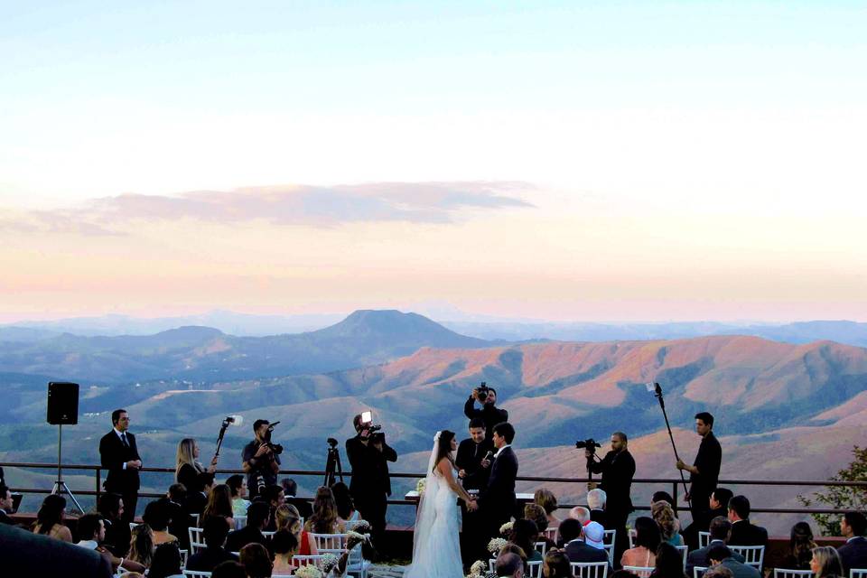 Celebração no Morro do Chapéu