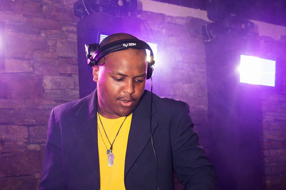 DJ Dom